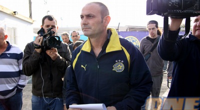 מוטי איווניר ומיץ´ גולדהאר (יניב גונן) מוטי איווניר ומיץ´ גולדהאר (יניב גונן)