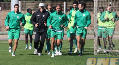 אריק בנאדו, יניב קטן ותומר חמד באימון (עמית מצפה)