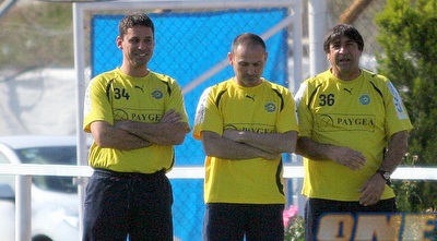 הצוות המקצועי החדש של מכבי ת&qout;א: אזולאי, איווניר ואלפסי (ליאור טימור) הצוות המקצועי החדש של מכבי ת&qout;א: אזולאי, איווניר ואלפסי (ליאור טימור)