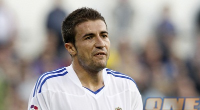 גאבי, הקפטן של סראגוסה, העניק לה שלוש נקודות יקרות בתחתית (רויטרס)