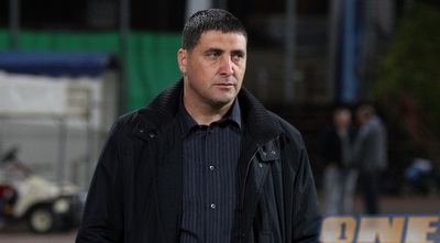 יובל נעים (שי לוי)