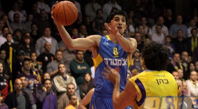 אליהו מול ניר כהן (יניב גונן)