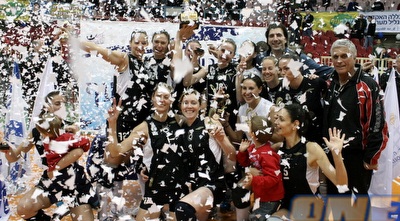 מחזיקת הגביע הטריה, מ.כ. רעננה (מור שאולי)