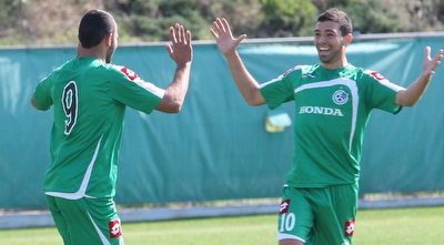 שאדי שעבאן ועמאר זידאן חוגגים (עמית מצפה) שאדי שעבאן ועמאר זידאן חוגגים (עמית מצפה)