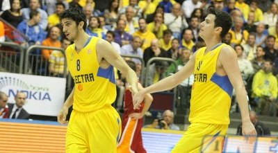 גיא פניני וליאור אליהו: &qout; (משה חרמון) גיא פניני וליאור אליהו: &qout; (משה חרמון)