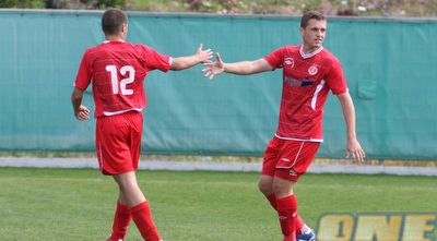 ארתור אטצזיאנוב חוגג שער מצמק (עמית מצפה)