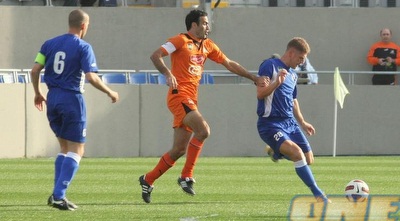 אדרי מול לובריץ´ בבלומפילד (משה חרמון) אדרי מול לובריץ´ בבלומפילד (משה חרמון)