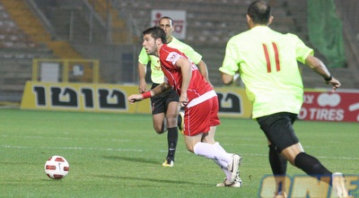 אושרי רואש בין ראדי לכנפו. ניסה את מזלו (עמית מצפה)