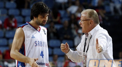 דושאן איבקוביץ´ ומילוש תיאודושיץ´ (רויטרס) דושאן איבקוביץ´ ומילוש תיאודושיץ´ (רויטרס)