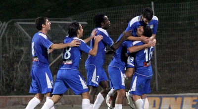 שחקני נס ציונה חוגגים את השער (יוסי ציפקיס)