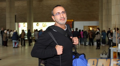 עמי נאווי (שי לוי)