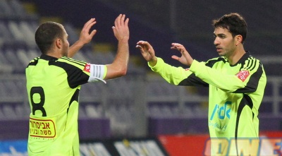 בלי חן עזריאל, בית&qout;ר היתה בצרות (שי לוי)