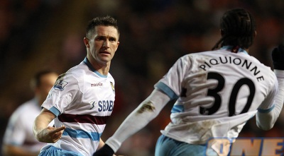 רובי קין חוגג שער במשחק הראשון בווסטהאם. בשני הוא כבר נפצע (GettyImages)