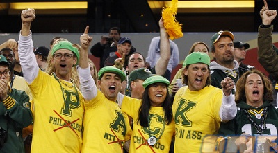 אוהדי גרין ביי חוגגים. איפה כובעי הגבינה? (רויטרס)