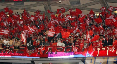 4,000 אדומים בנוקיה (יניב גונן)