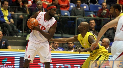 אדריאן אוטר. הפועל לא תוכל לצרף זר במקומו (יניב גונן) אדריאן אוטר. הפועל לא תוכל לצרף זר במקומו (יניב גונן)