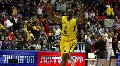 בזמן שוושהאם יוצא לחגוג (יניב גונן)