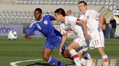 וויאדין סאביץ´ מקדים את דרור דגו (יוסי ציפקיס) וויאדין סאביץ´ מקדים את דרור דגו (יוסי ציפקיס)