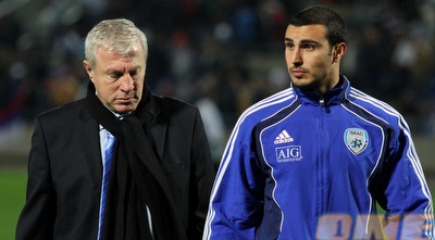 לואיס פרננדז ודוד מרטין. יש לו הרבה עבודה (שי לוי)