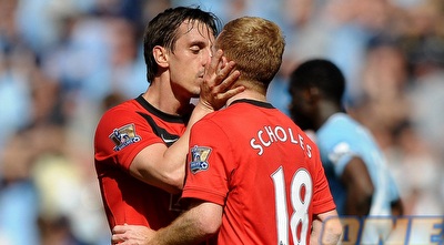 גארי נוויל ופול סקולס (GettyImages)