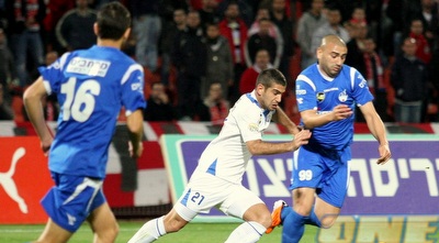 עמירן שקלים מול ערן לוי (משה חרמון)