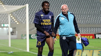 דימקאו פידליס. בקבוצה כועסים על אי שיתופו (מור שאולי)