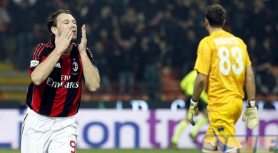 אנטוניו קסאנו חוגג שער בכורה בליגה (רויטרס)