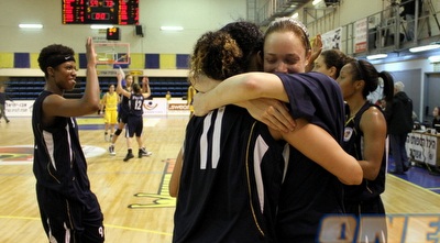 בנות השרון (מור שאולי)