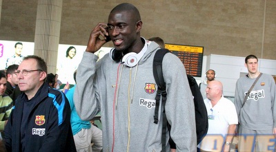 בוניפאס אנדונג בנחיתת ברצלונה (משה חרמון)