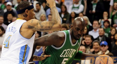 גארנט מתקשה מול קניון מרטין (רויטרס) גארנט מתקשה מול קניון מרטין (רויטרס)