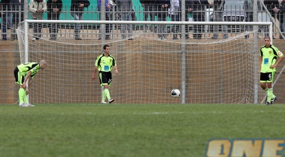 שחקני בית&qout;ר (יניב גונן) שחקני בית&qout;ר (יניב גונן)