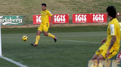 קולאוטי כובש, בוזגלו המבשל משקיף (יוסי ציפקיס) קולאוטי כובש, בוזגלו המבשל משקיף (יוסי ציפקיס)