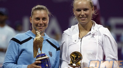 זבונרבה זכתה בציפור, ווזניאקי הסתפקה במשהו לא מזוהה (רויטרס) זבונרבה זכתה בציפור, ווזניאקי הסתפקה במשהו לא מזוהה (רויטרס)