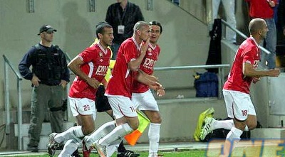 בן שהר חוגג. סבלנות זה מפתח לכל דבר (עמית מצפה) בן שהר חוגג. סבלנות זה מפתח לכל דבר (עמית מצפה)