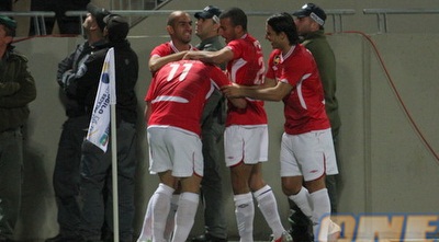 שהר חוגג יתרון מהיר להפועל תל אביב (עמית מצפה)