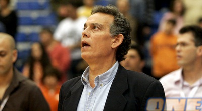 אפי בירנבוים (יניב גונן)