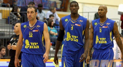 3 (יניב גונן)