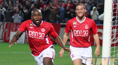 תמוז רגע אחרי השער, אלרואי כהן מבסוט (שי לוי)