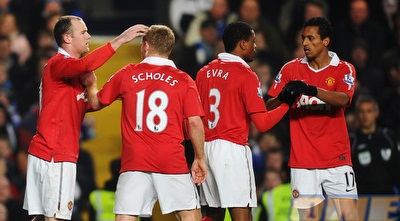 נאני, אברה, סקולס ורוני חוגגים את שער היתרון בסטמפורד ברידג&acute;  (GettyImages)