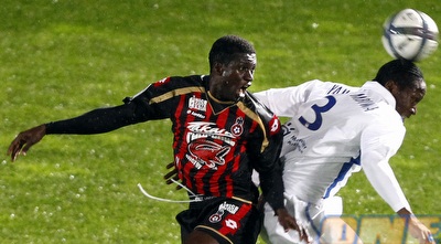 מולונגי (משמאל). כיכב (רויטרס) מולונגי (משמאל). כיכב (רויטרס)