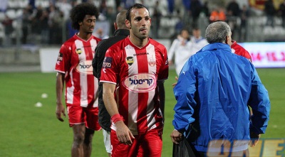 אבי יחיאל מאוכזב לאחר המשחק (עמית מצפה)