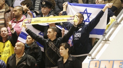 אוהדי רמלה הערב ביוון (לי נוף)