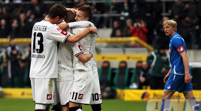 גלדבאך. החלה הבריחה מהתחתית? (GettyImages) גלדבאך. החלה הבריחה מהתחתית? (GettyImages)