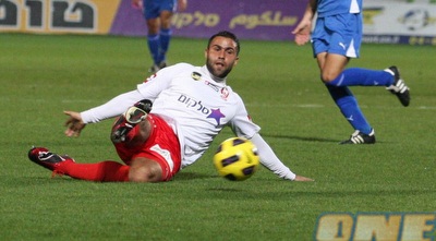 עלא אבו סאלח בולם את גיא דיין (עמית מצפה)