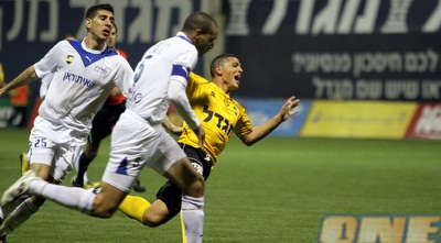 טיבי מכשיל את מוגרבי (מור שאולי)