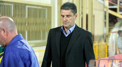 ג´ון גרגורי (יניב גונן)