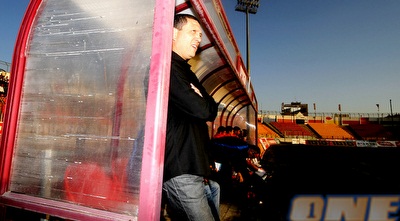 ניר קלינגר. מה קורה בבירת הנגב? (יוסי ציפקיס) ניר קלינגר. מה קורה בבירת הנגב? (יוסי ציפקיס)