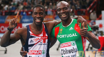 פרנסיס אוביקוולו ודוויין צ´יימברס מרוצים בפאריס (GettyImages)