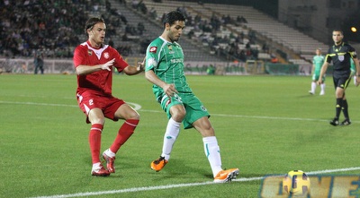 אייל גולסה מקדים את עודד אלקיים (עמית מצפה)