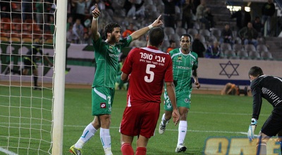 תומר חמד חוגג. &qout;ציפינו שיהיה משחק קשה&qout; (עמית מצפה)